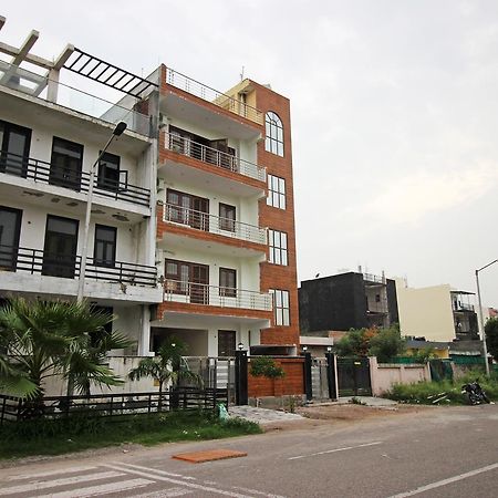 Oyo 9192 Hotel Raghav Residency Noida Kültér fotó
